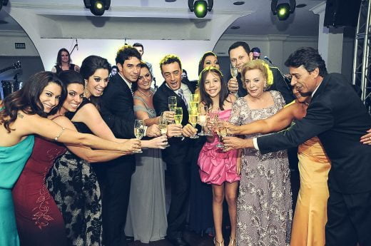 Connexion Studio atendimento de foto e vídeo de casamento e evento como debutates e aniversário  para todo o território nacional condições especias melhor preço e qualidade dividimos os no valores cartão de credito ou cheques.
