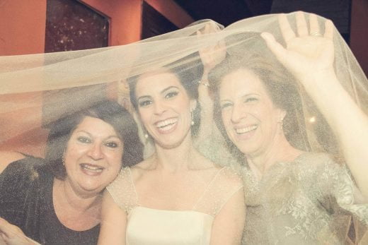 Atendimento de foto e vídeo de casamento e evento como debutates e aniversário  para todo o território nacional condições especias dividimos os no valores cartão de credito ou cheques.