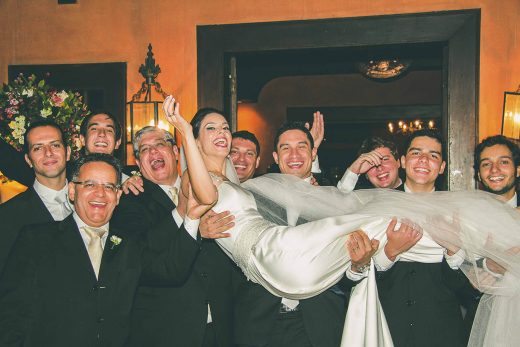 Atendimento de foto e vídeo de casamento e evento como debutates e aniversário  para todo o território nacional condições especias dividimos os no valores cartão de credito ou cheques.