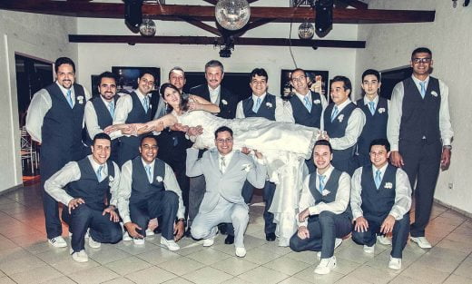 Atendimento de foto e vídeo de casamento e evento como debutates e aniversário  para todo o território nacional condições especias dividimos os no valores cartão de credito ou cheques.